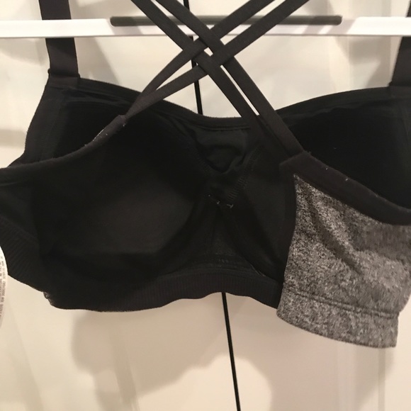 VS Sport Underwire Sports Bra with Bra clips 32DD - Picture 5 of 7